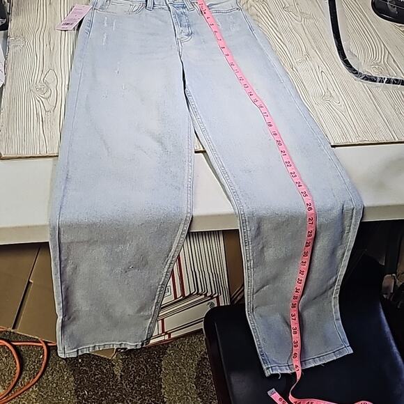 Wild Fable Super High Rise Straight Light Wash Distressed Jeans Womens 0/31" NEW - Picture 12 of 15